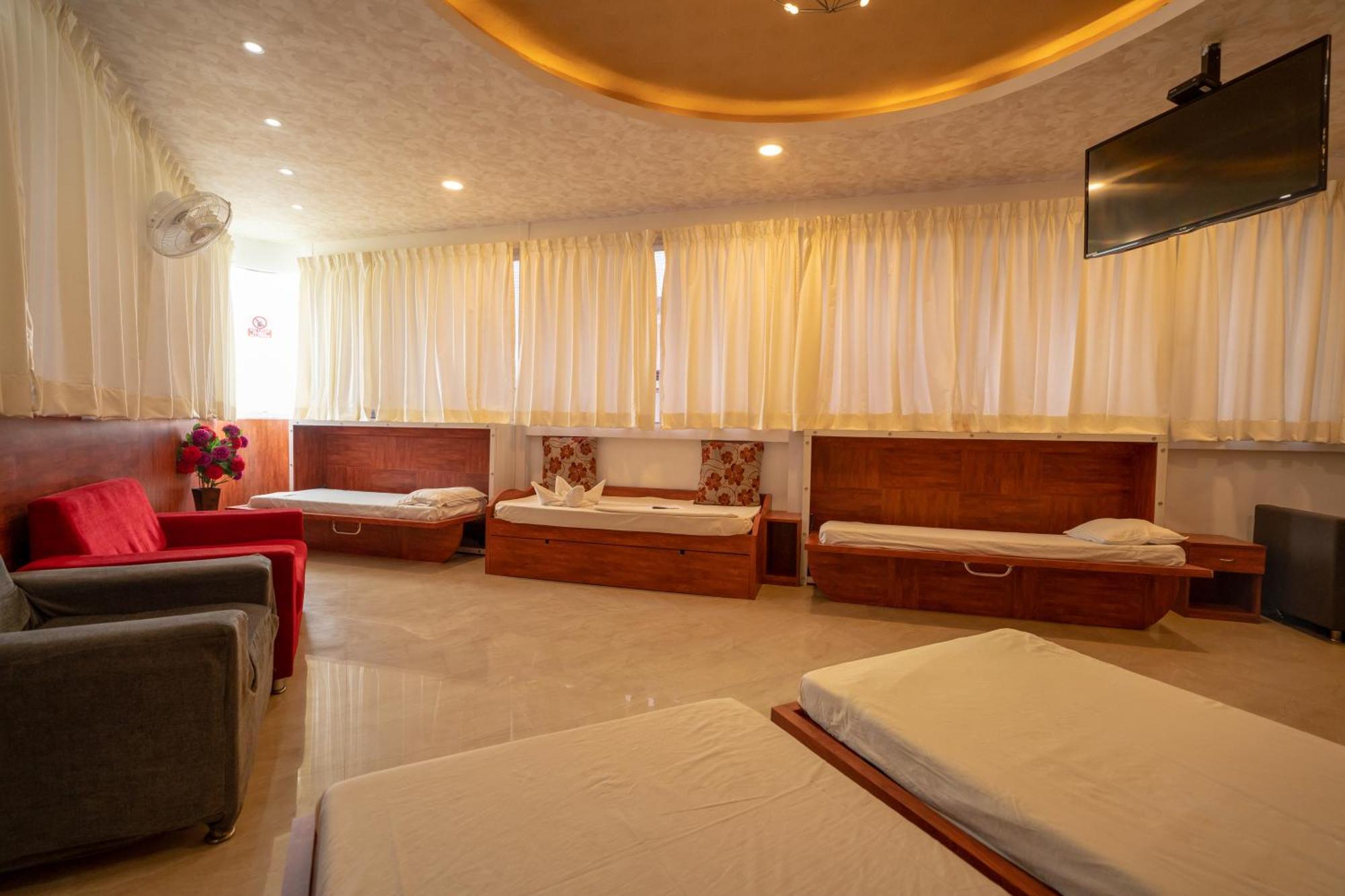 Seasons Suites Koramangala Бенґалуру Номер фото
